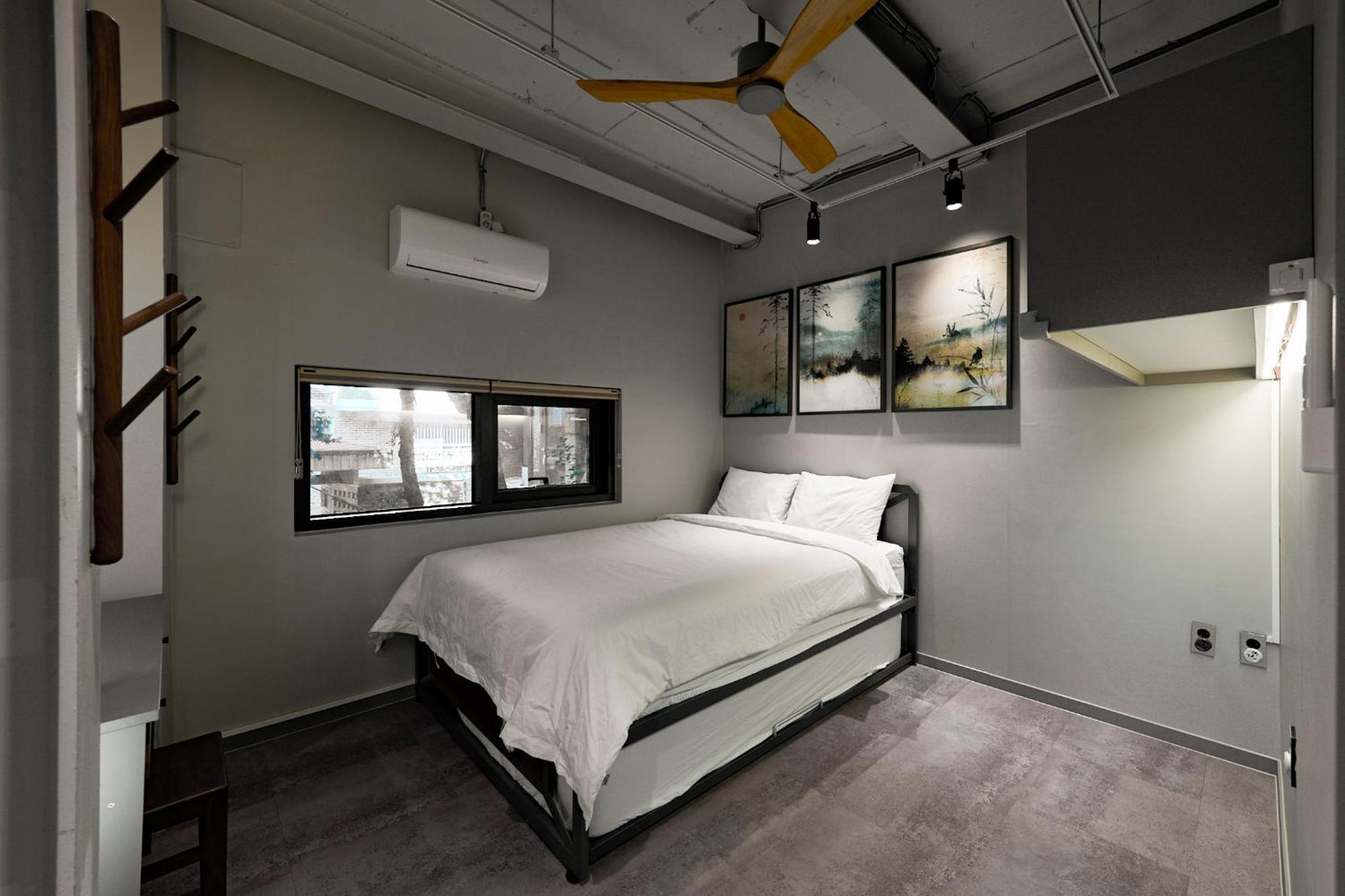 L9 Tailored Service Near Hongik Univ Station *