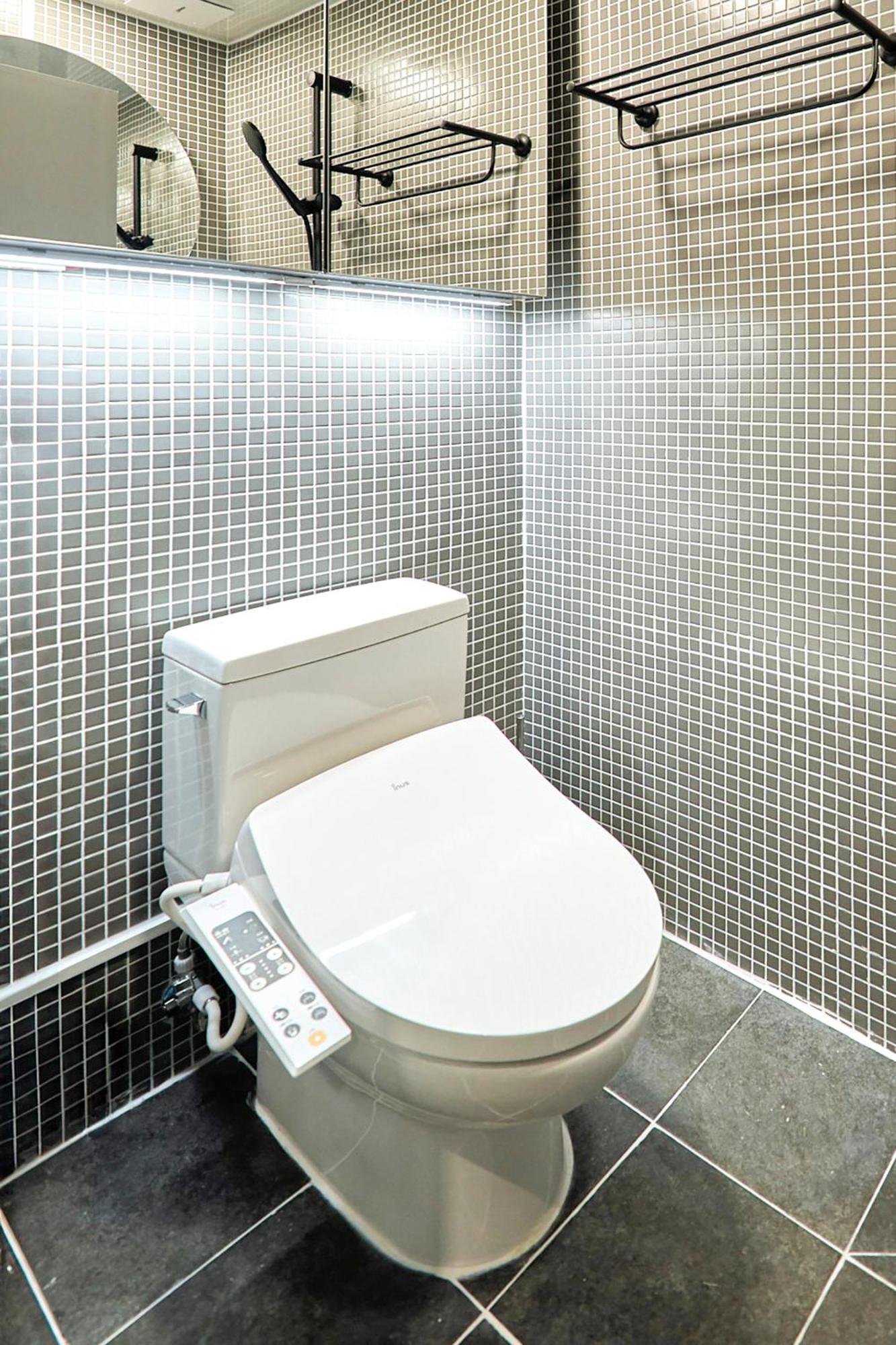 L9 Tailored Service Near Hongik Univ Station Seoul