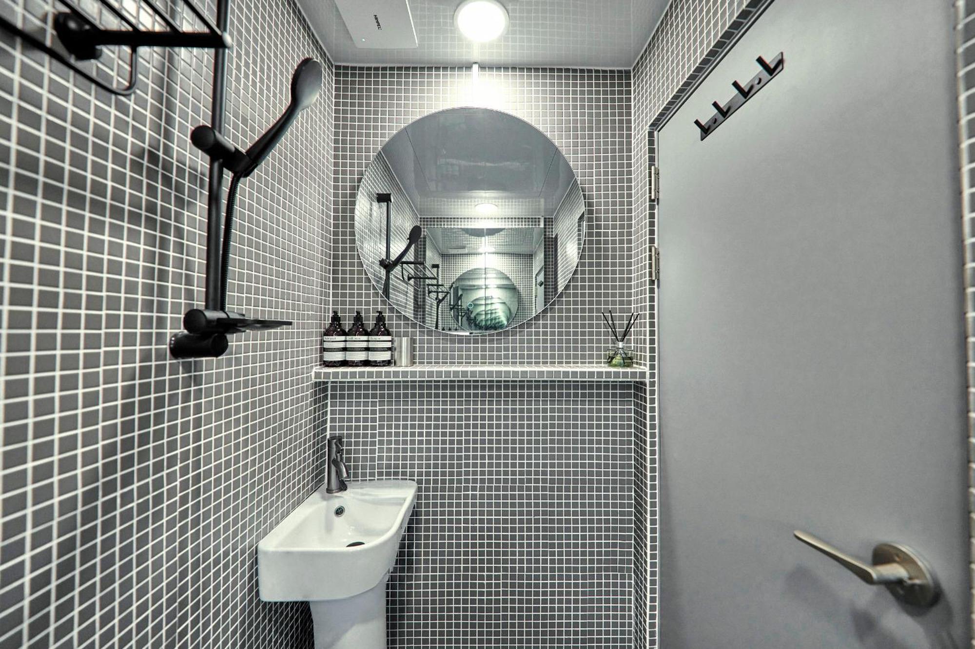 Holiday home L9 Tailored Service Near Hongik Univ Station Seoul